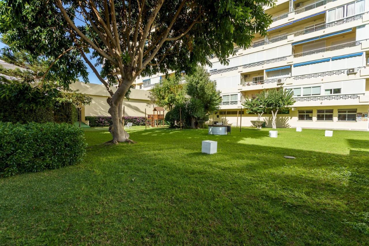 Malagasuite Carihuela Seaviews Torremolinos Exterior photo